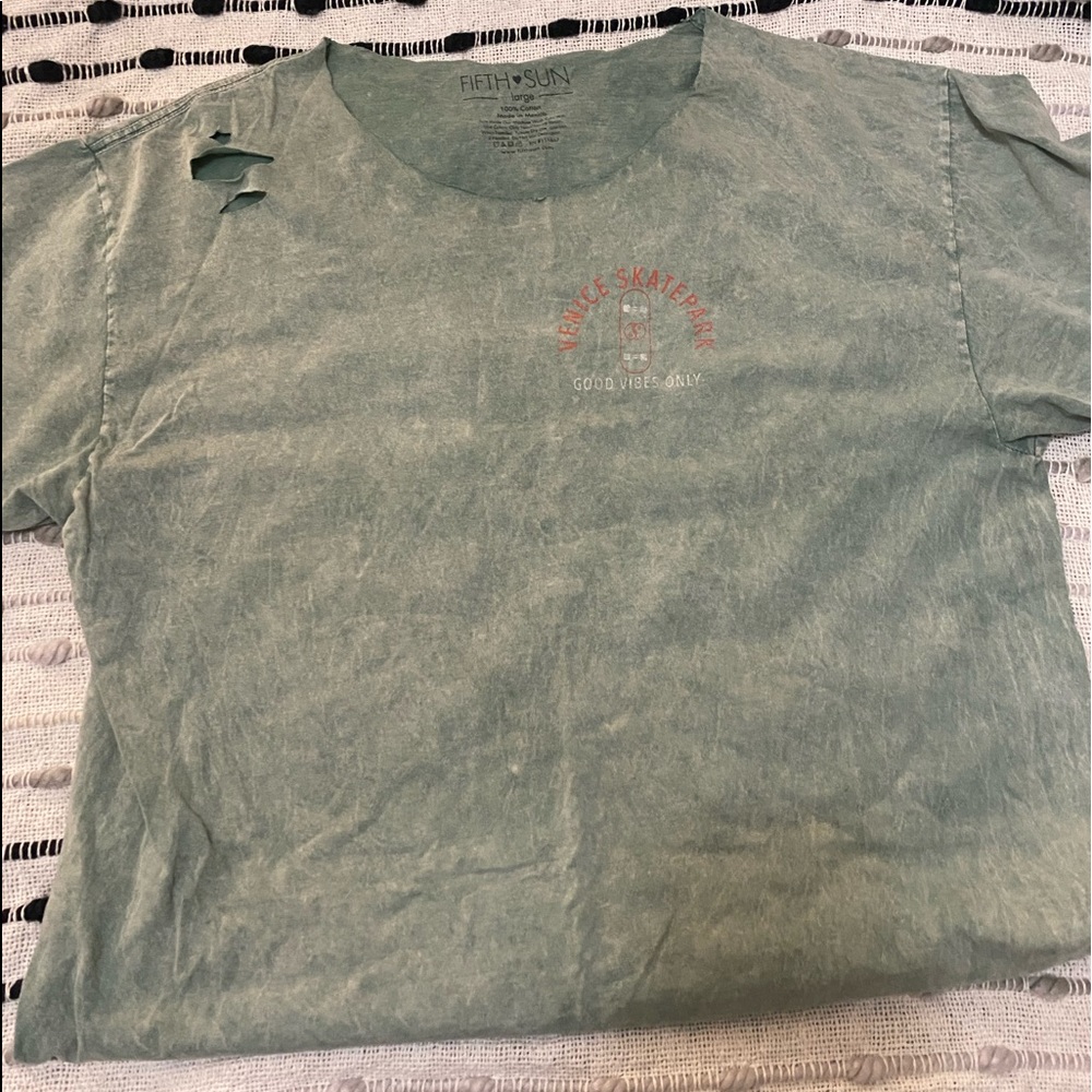 Distressed crop tee